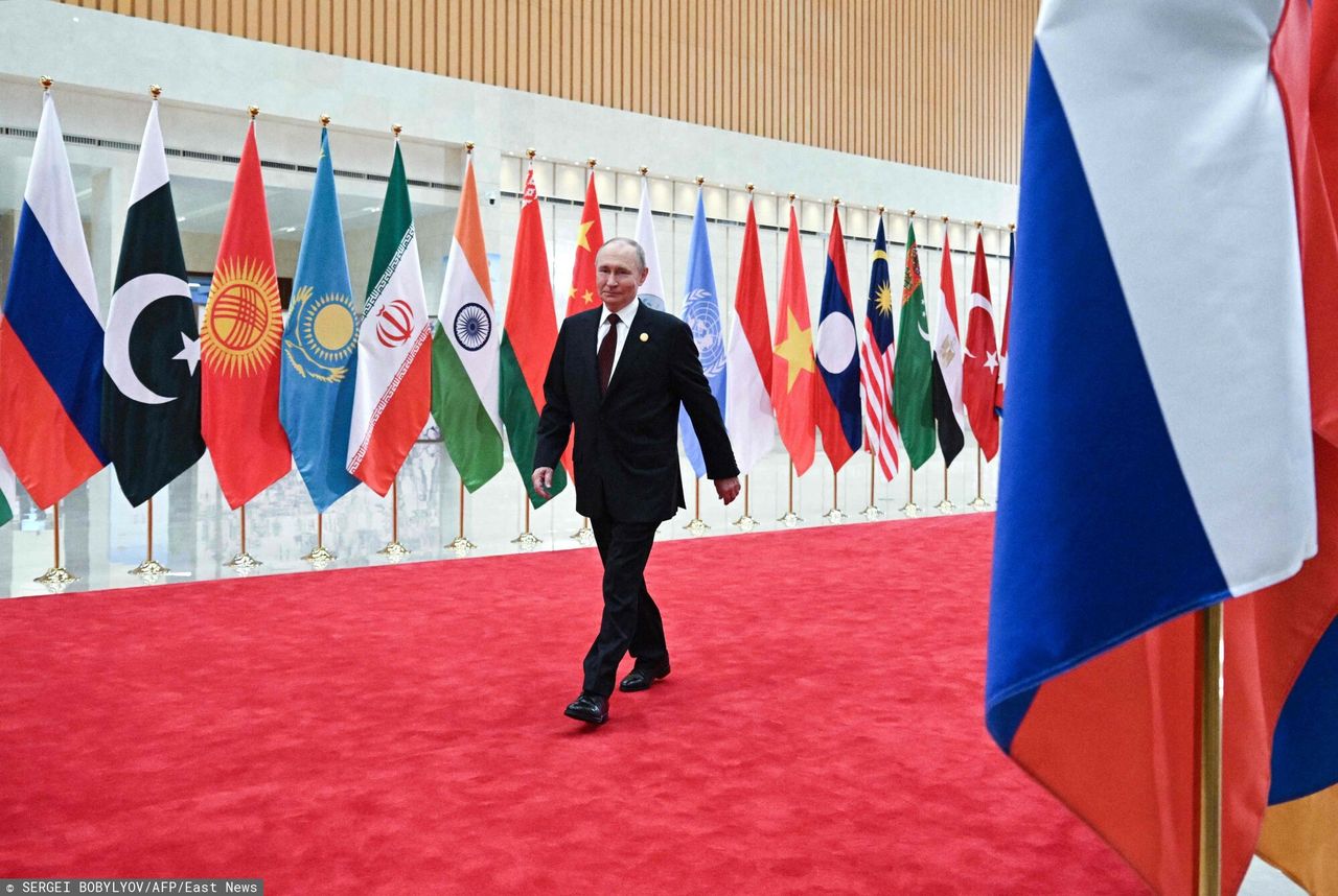 Znów na czerwonym dywanie. Tak powitano Putina w Chinach