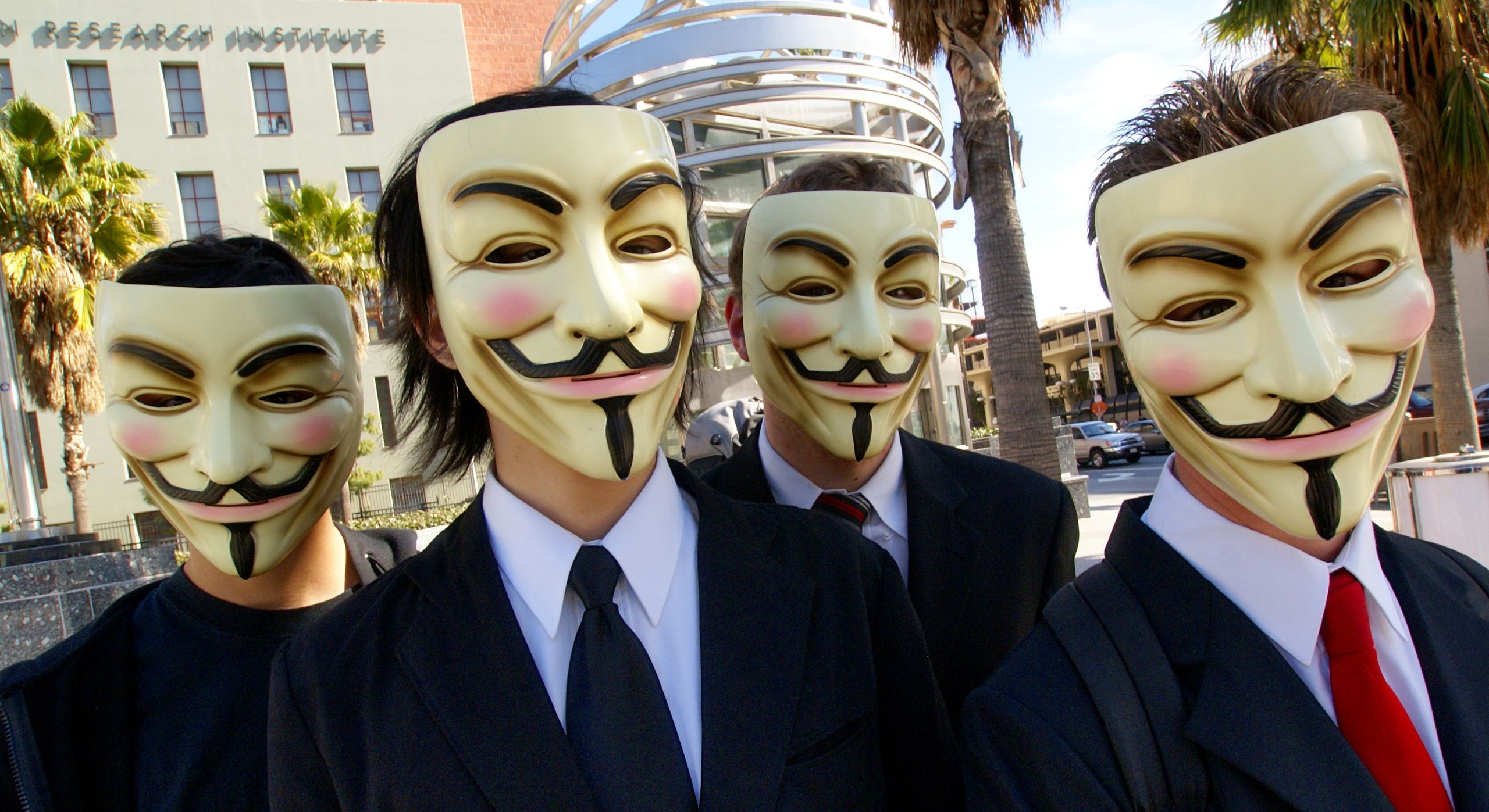Buntownicy w czasach pokoju i wygody.  Gdzie dziś są Anonymous? 5