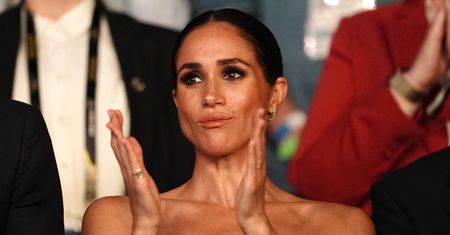 Wpadka Meghan Markle? Nowa stylizacja nie zachwyciła internautów: "Dlaczego ona zawsze TO ROBI?" (FOTO)