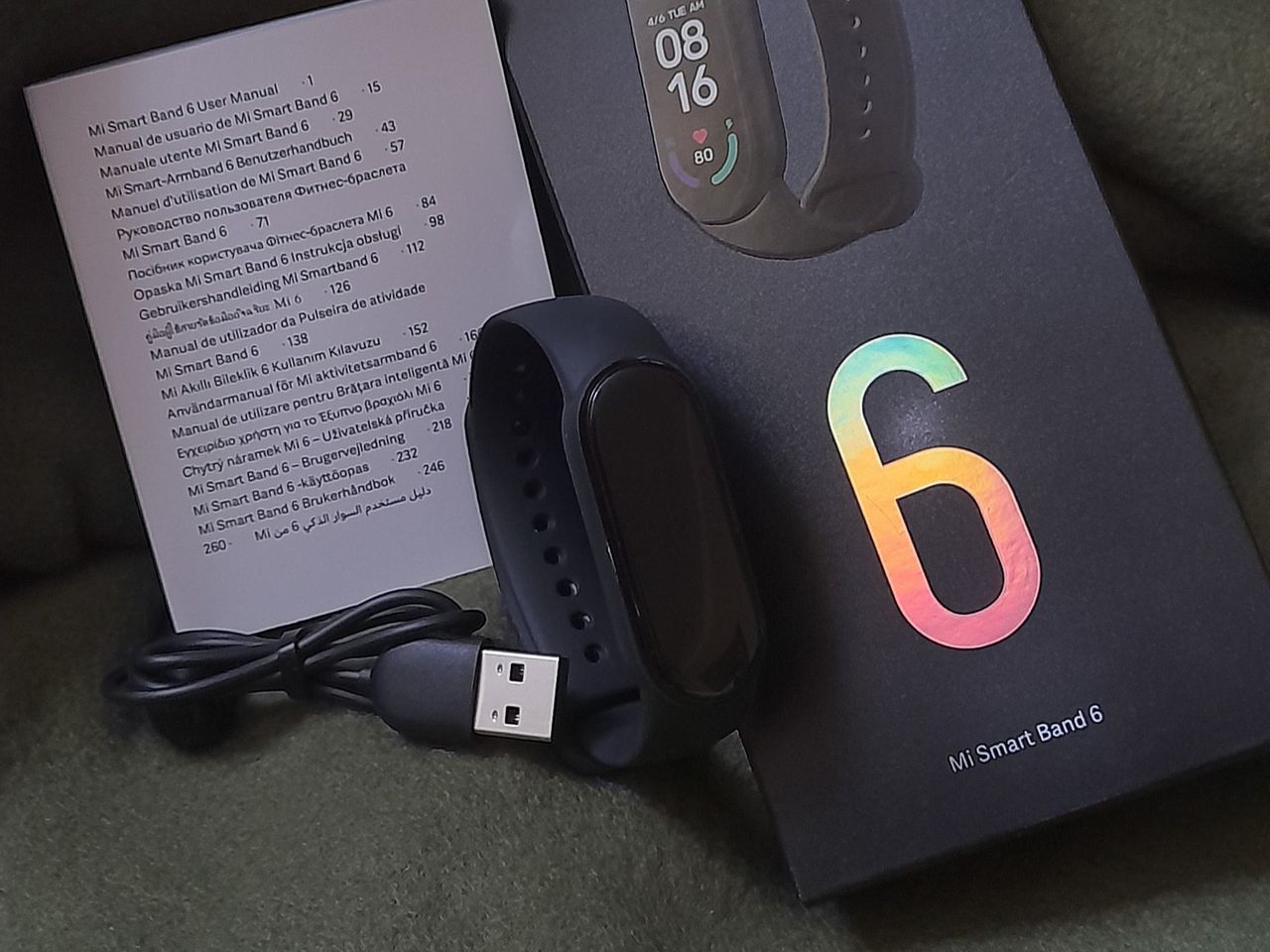 Mi Band 6 na start przygody ze smartbandami - recenzja