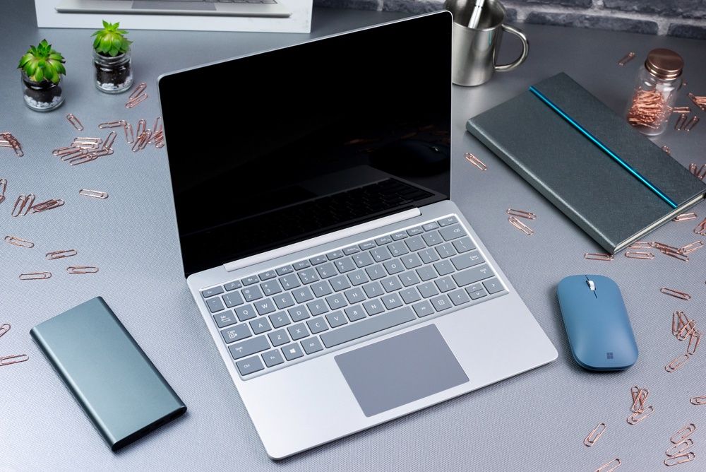 Microsoft Surface Laptop Go