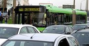 Uszkodzenie sieci trakcyjnej na skrzyżowaniu ulic Hetmańskiej i 28 Czerwca 1956 r. Poznaniu. Siedem linii tramwajowych zmieniło trasy