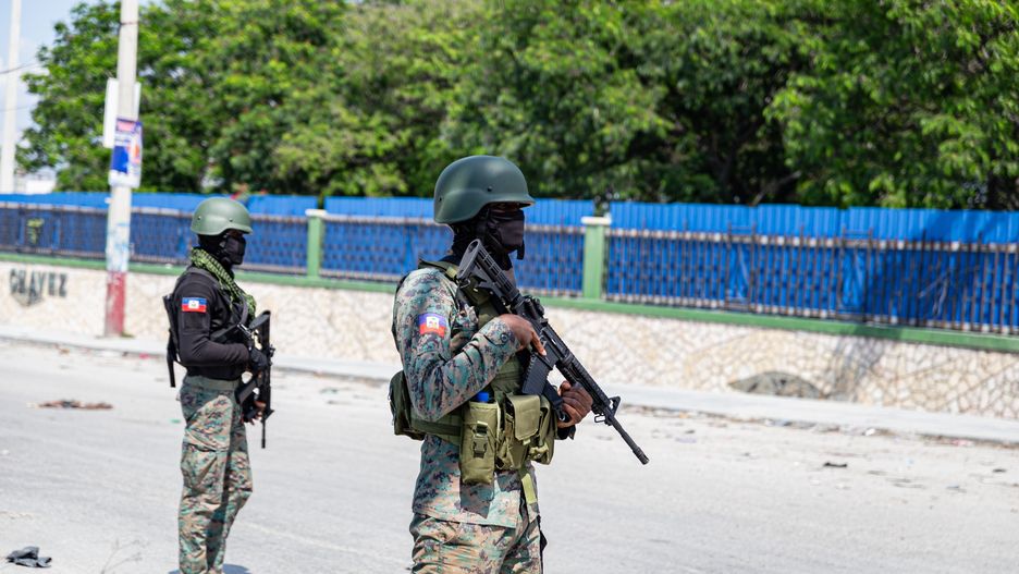 Francja organizuje czarterowane przez rząd loty z Haiti z powodu przemocy ze strony gangów 