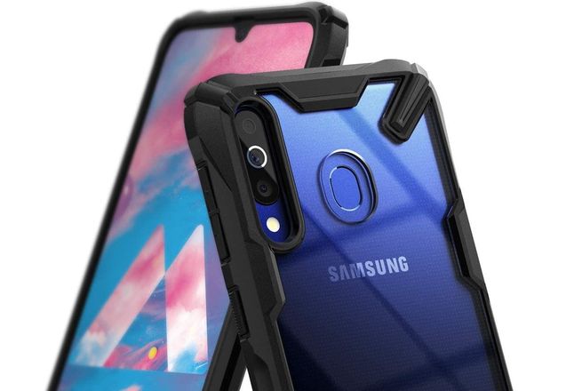 Etui na telefon Samsung Galaxy M30 od Ringke. Widać obudowane boki i pogrubione kanty wzmacniające konstrukcję