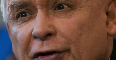 To się Kaczyński zdziwi! Krótka wiadomość od Wałęsy