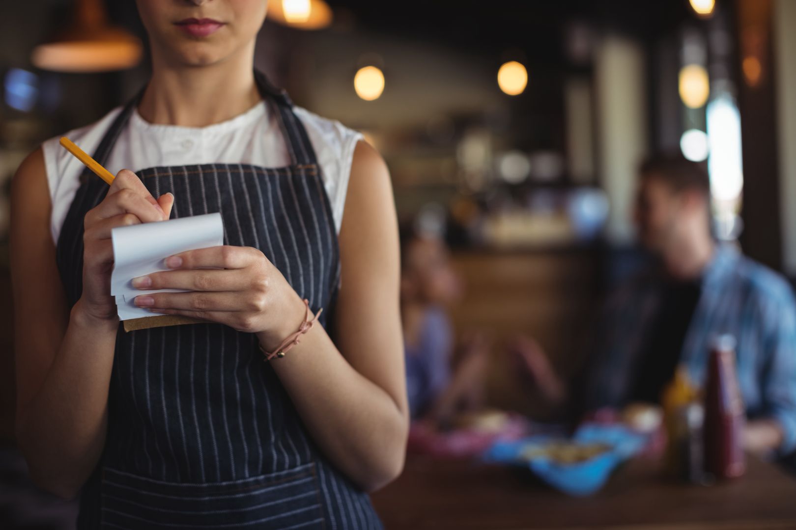 Oburzenie w Krakowie. W restauracji poprosiła o szklankę wody