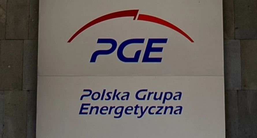 Luksusowe auta i gabinety w państwowej spółce. Po pytaniach dziennikarzy grożono pozwem