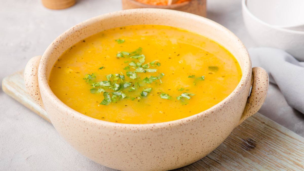 Zupa krem z marchewki to przepis na urodę