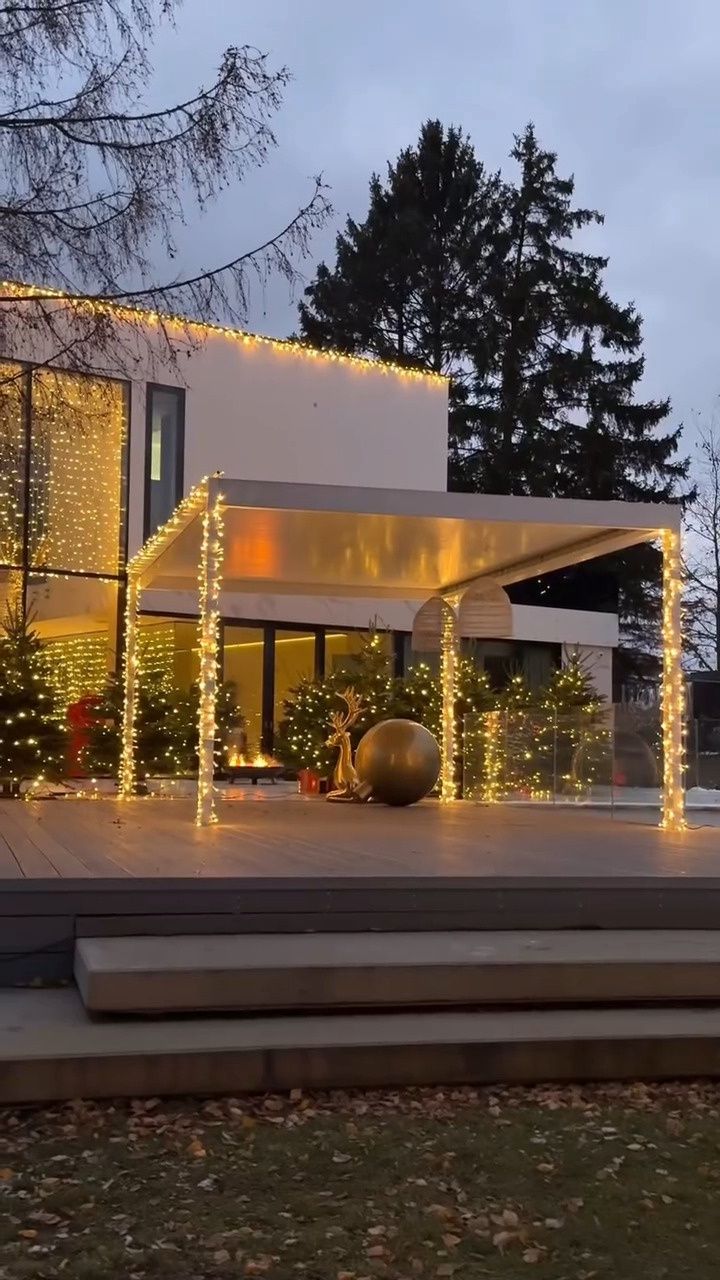 Klaudia Halejcio odsłoniła kolejne zakątki udekorowanej willi