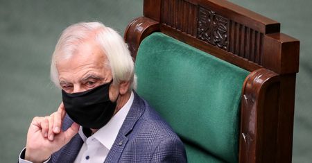 Raport NIK uderzył w PiS. Terlecki: to kompromitacja