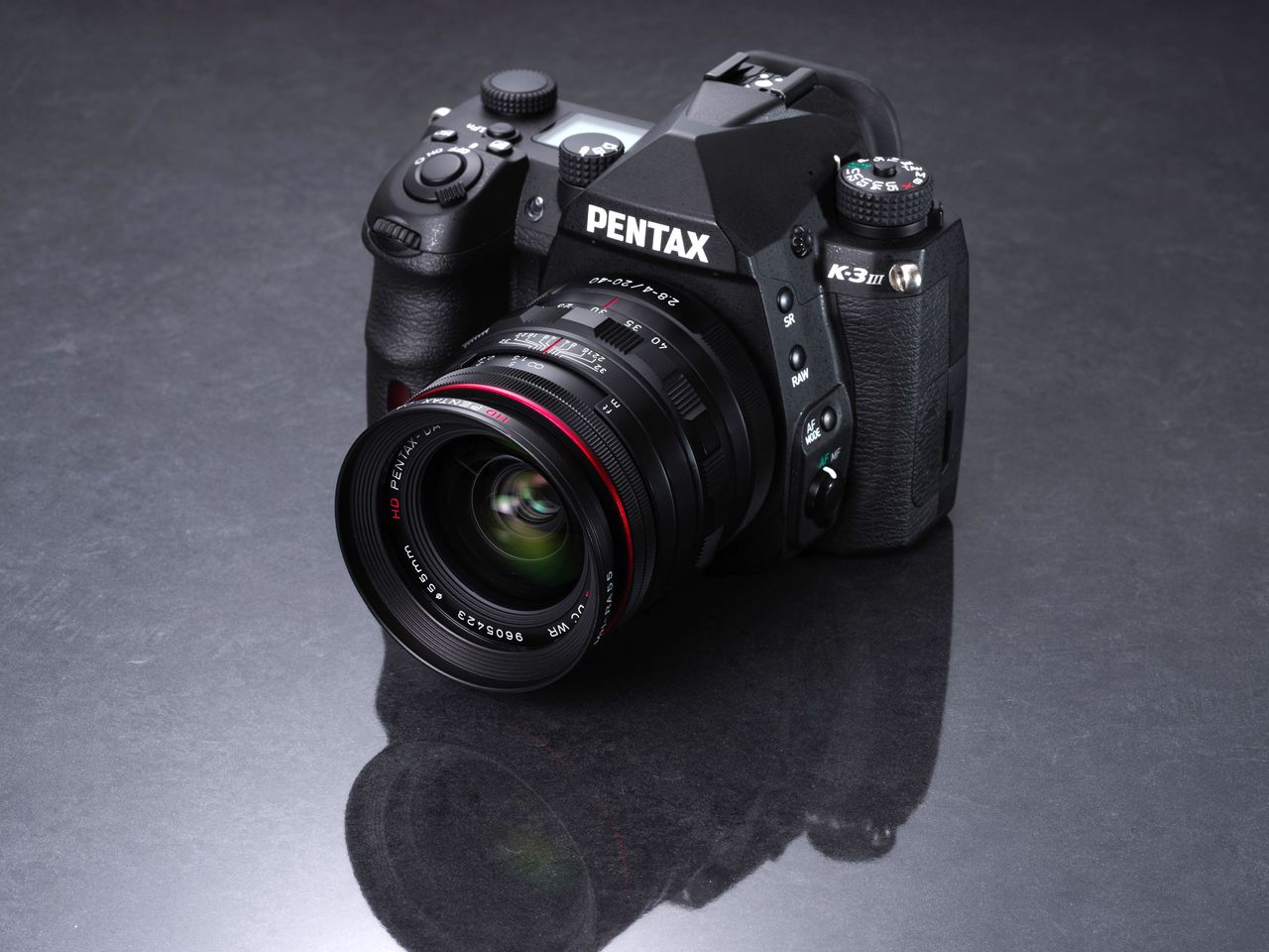 Pentax K-3 III: stabilizowana matryca APS-C, 26 Mpix i 12 kl./s