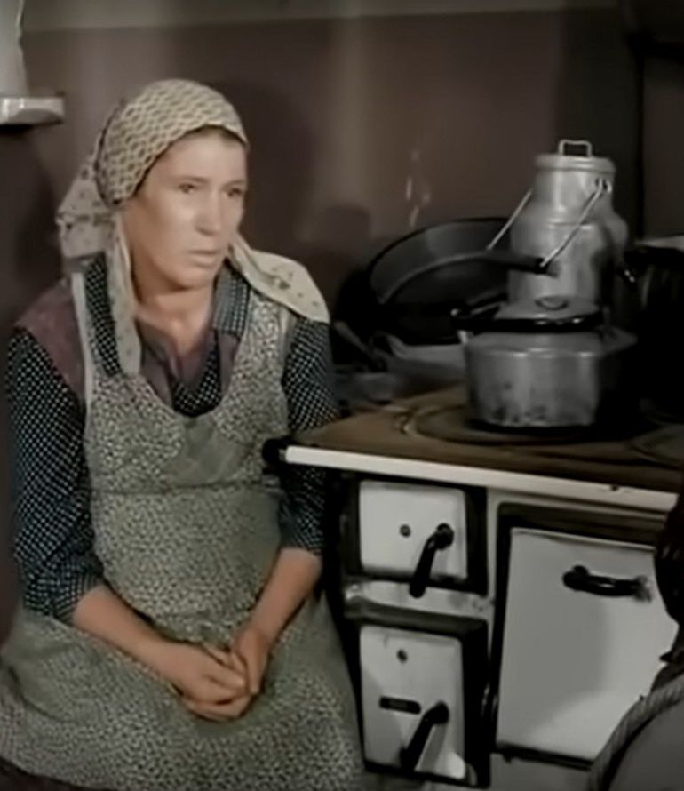 Maria Zbyszewska jako Maria Pawlak w "Samych swoich"
