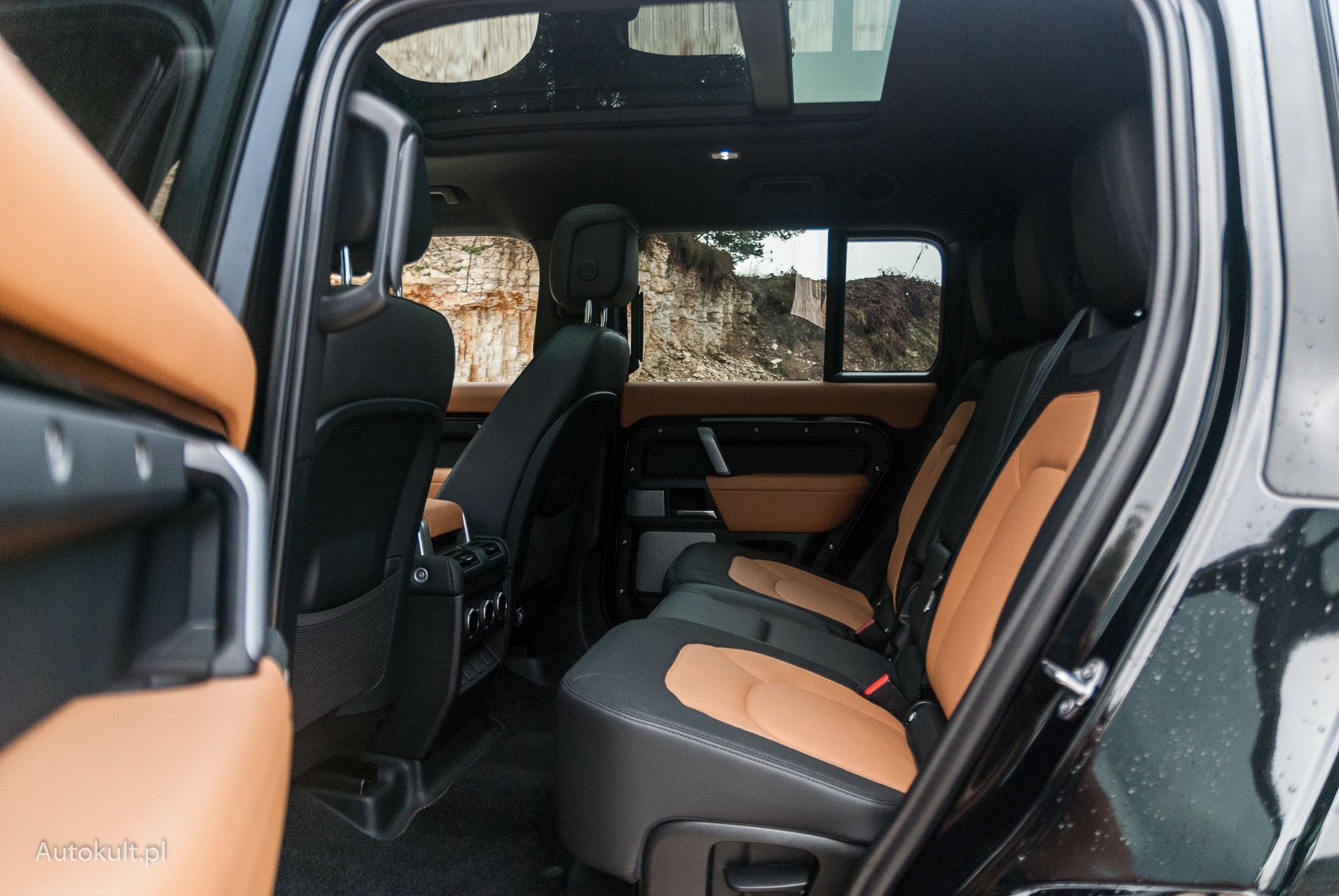 Land Rover Defender 130