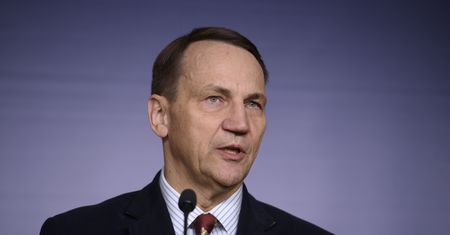 Sikorski podaje warunek wejścia Ukrainy do UE. Mówi o aferze korupcyjnej