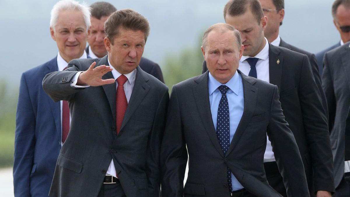 Władimir Putin i CEO Gazpromu Alexey Miller