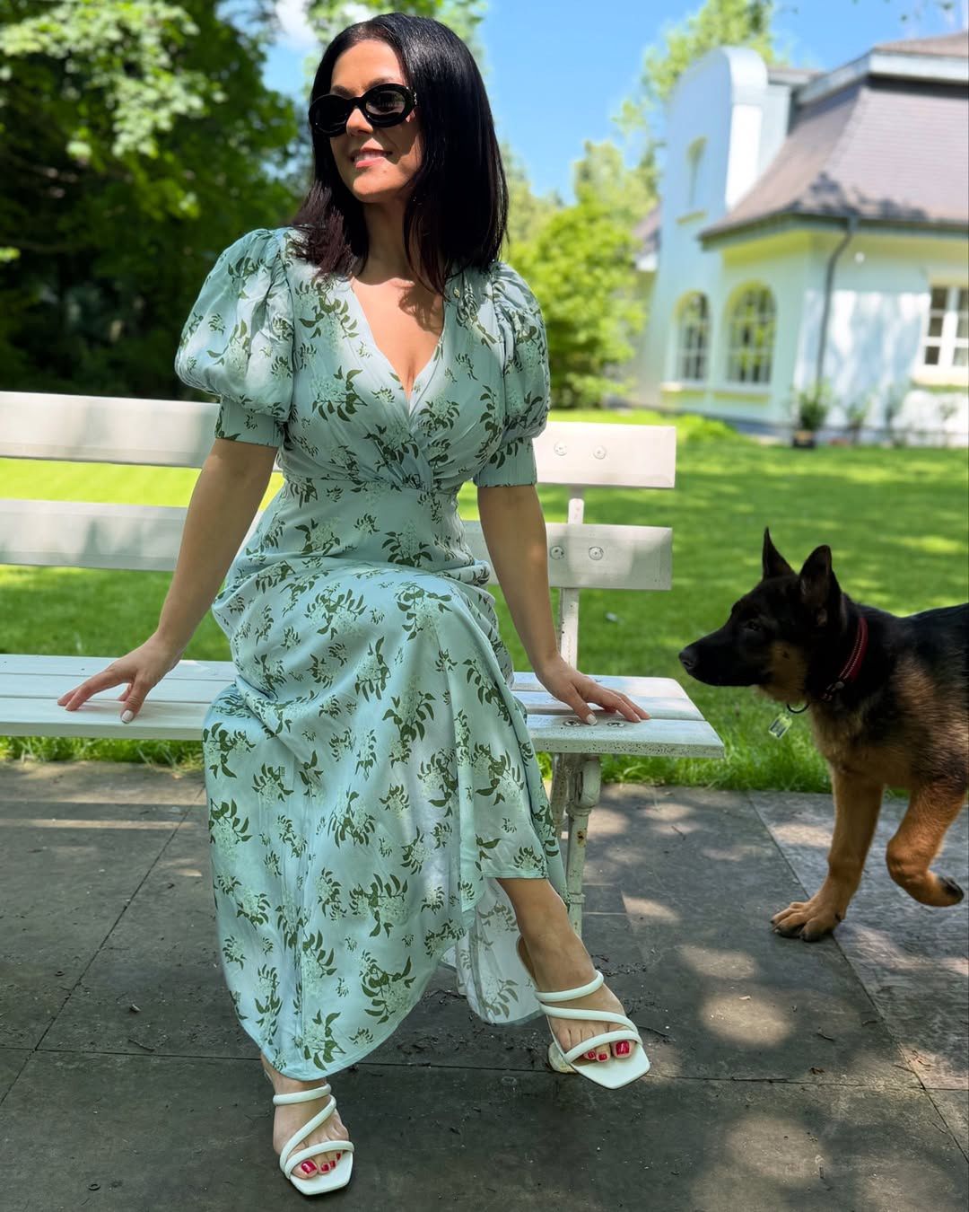 Katarzyna Cichopek w letniej kreacji