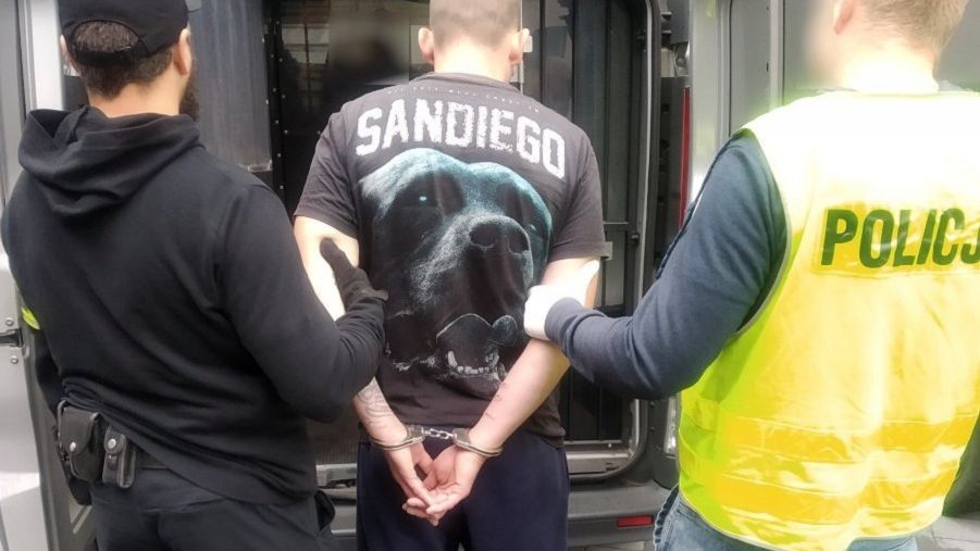 Trudno zrozumieć dlaczego policja zwlekała tak długo.