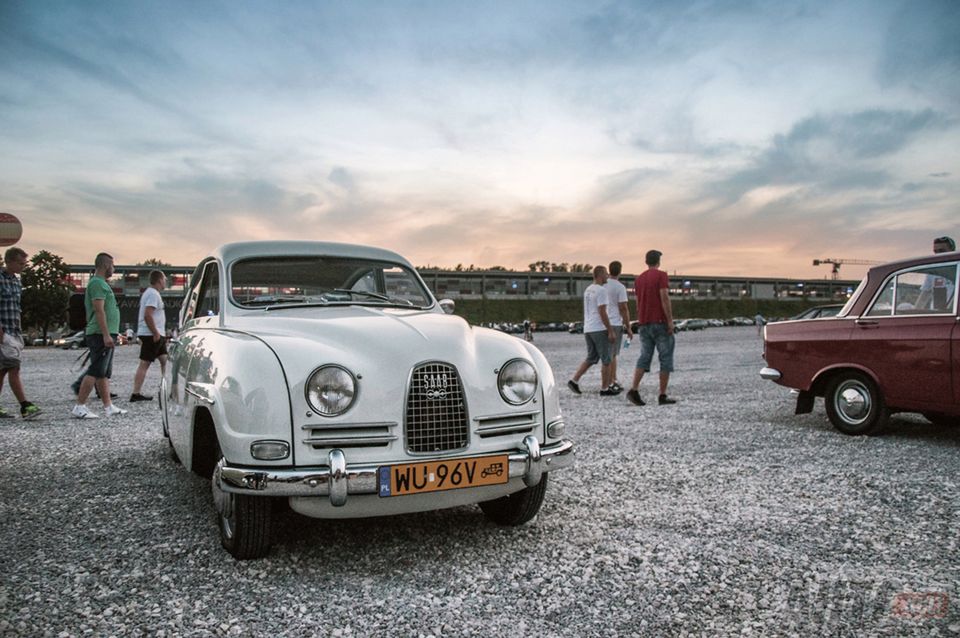 Czwartkowy spot Youngtimer Warsaw pod Stadionem Narodowym [galeria autokult.pl] 3