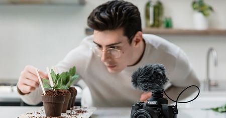Canon EOS M50 Mark II: Skoncentrowany na mediach społecznościowych