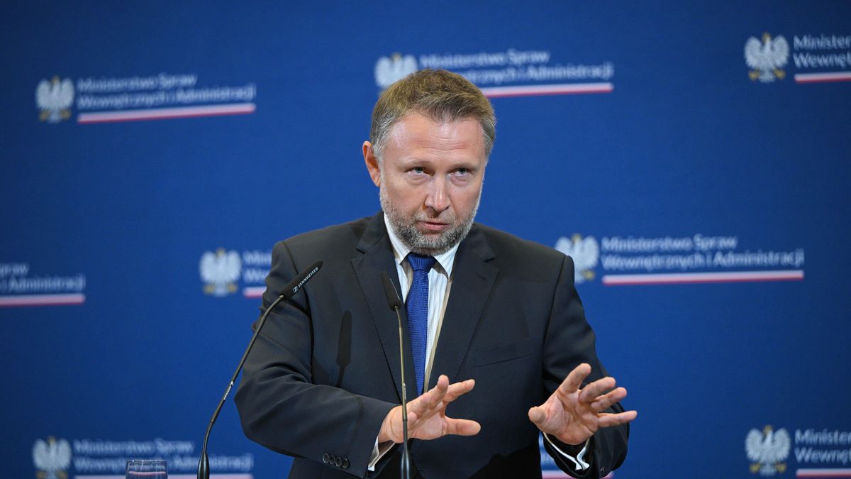 Marcin Kierwiński
Marcin Obara
konferencja, międzynarodowa, MSWIA, narkotyki, polityk, polityka, przejęcie narkotyków, rozbicie gangu przemytników narkotyków