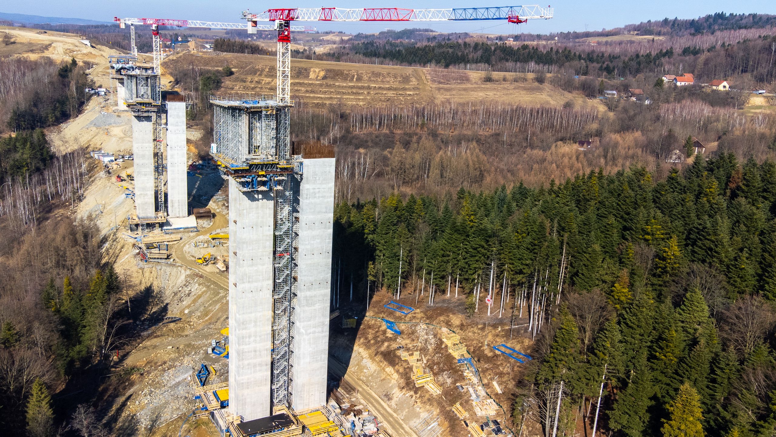 Budowa najwyższej estakady w Polsce. Droga S19 na Podkarpaciu
