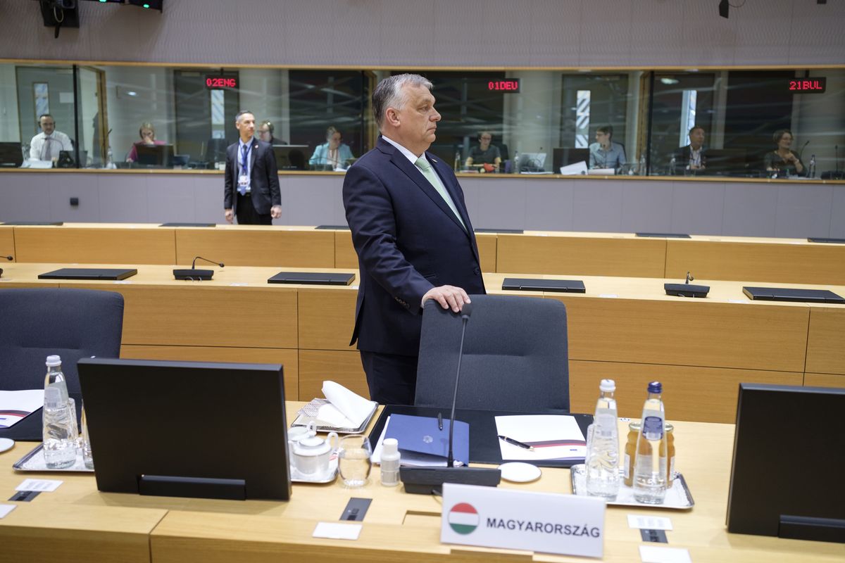 Parlament węgierski głosował w sprawie reformy sądownictwa. Rząd Wiktora Orbana może teraz liczyć na unijne pieniądze, zamrożone przez Brukselę w związku z łamaniem praworządności przez Budapeszt