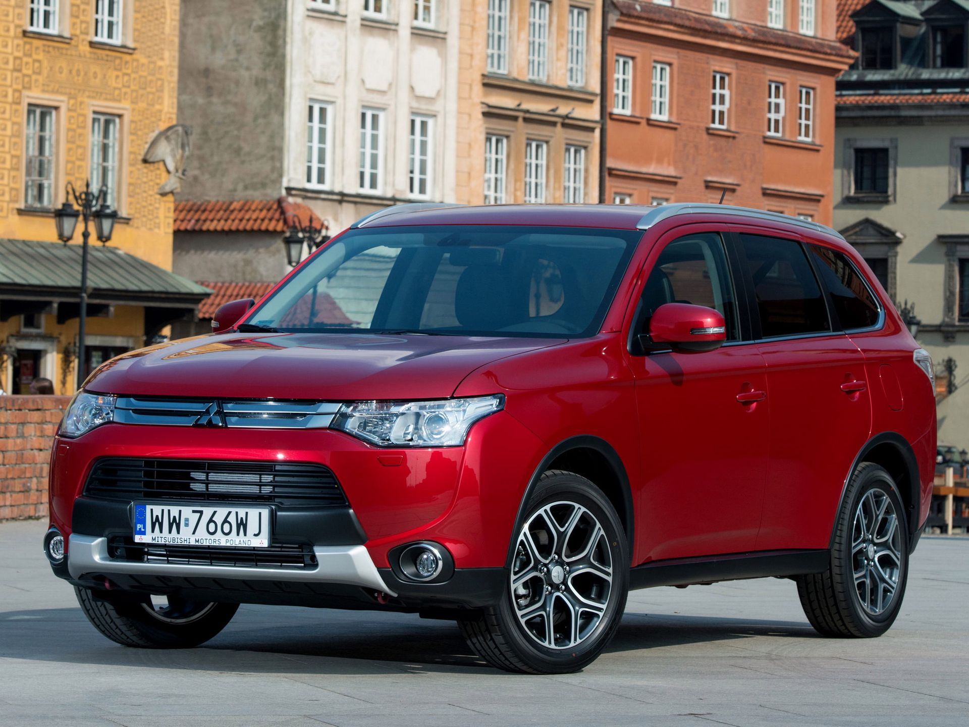 Mitsubishi Outlander 1