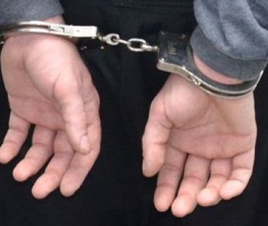 Podczas zabójstwa w domu były dzieci. Podejrzany z zarzutem. Był już karany