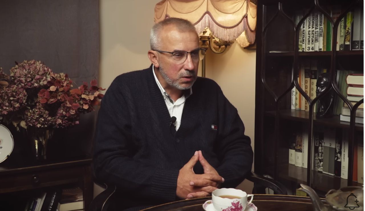 Kontrowersyjny dziennikarz znów zniknął z YouTube. Serwis usunął jego kanał