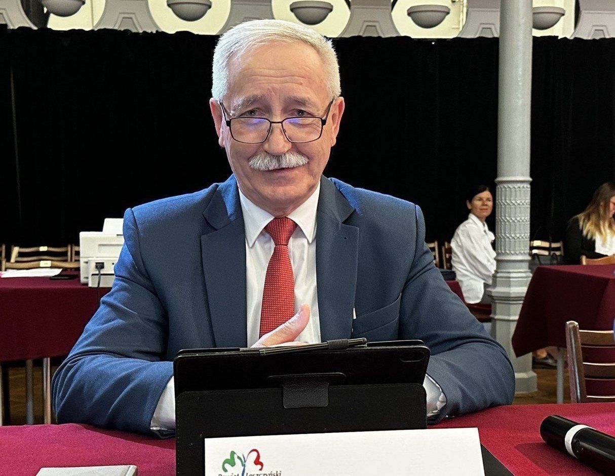 Stanisław Glapiak przez klika kadencji był burmistrzem Osiecznej