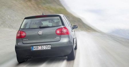 VW Golf trzyma kurs na sukces