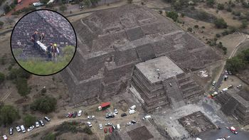 Stanął na piramidzie i zaczął strzelać do turystów. Nagrania świadków