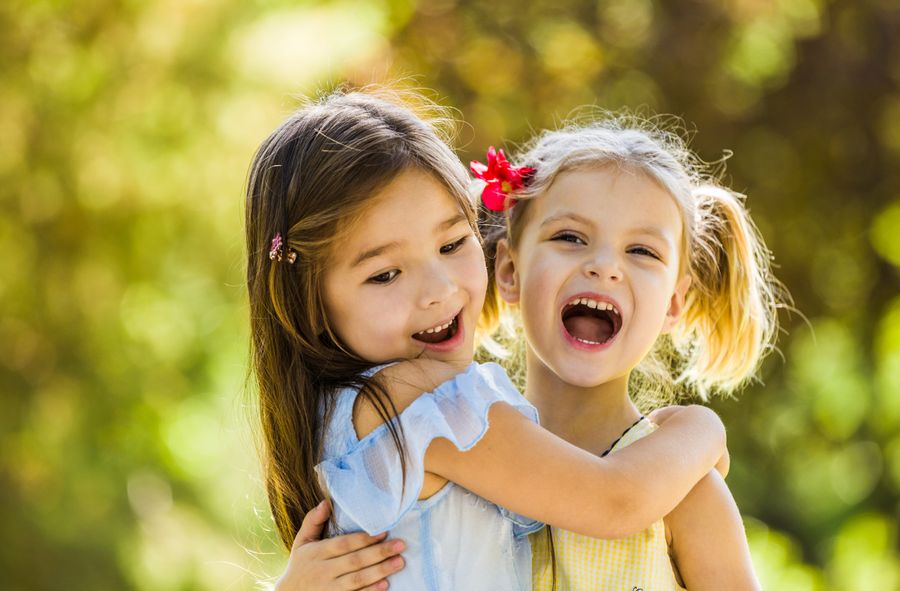 Breathing Laughing Gas - the New Trend among Children