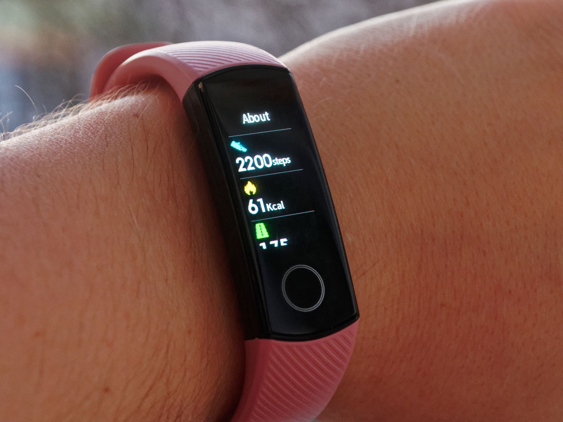 Test Honor Band 4. Opaska sportowa, z którą można popływać 4