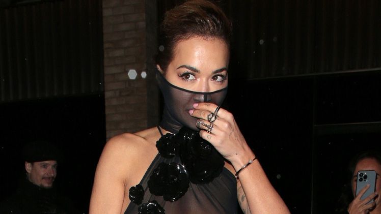 Rita Oraz na imprezie brytyjskiego "Vogue'a" 