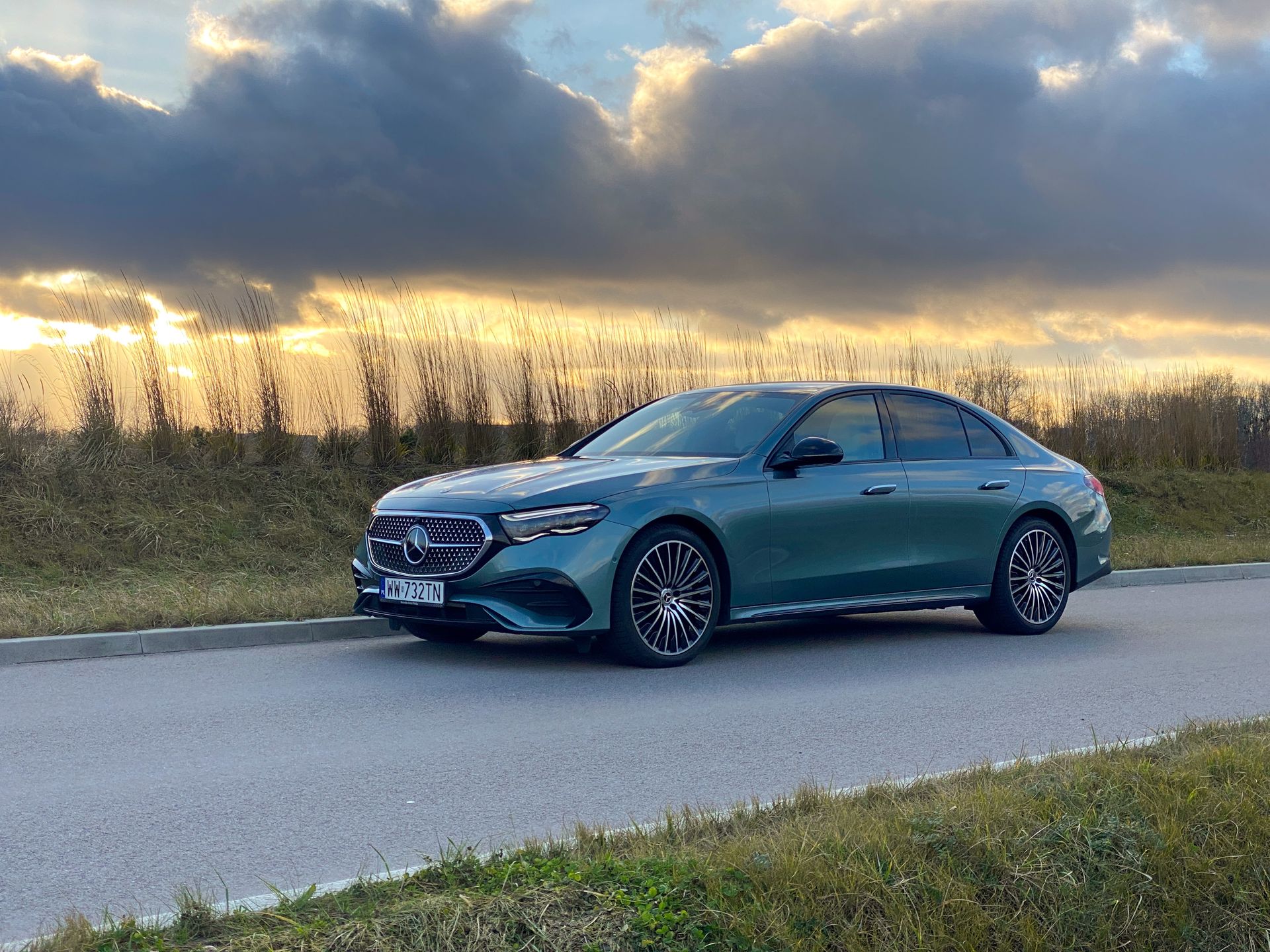 Mercedes klasy E (W214)