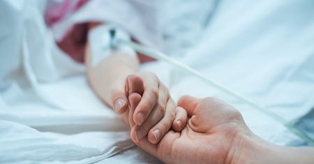 4-latek miał przepuklinę. Przykra pomyłka lekarzy podczas operacji