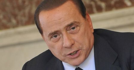 86-letni Berlusconi wciąż w formie. Obiecuje piłkarzom "bunga bunga"