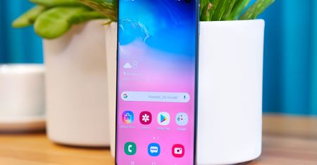 Wszystko wskazuje na to, że Galaxy S10 Lite faktycznie ujrzy światło dzienne
