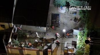 Rembertów: Potężny arsenał materiałów wybuchowych na terenie posesji. “Bomby lotnicze, kasetowe, wyrzutnie, granaty, pociski różnego kalibru, itd”
