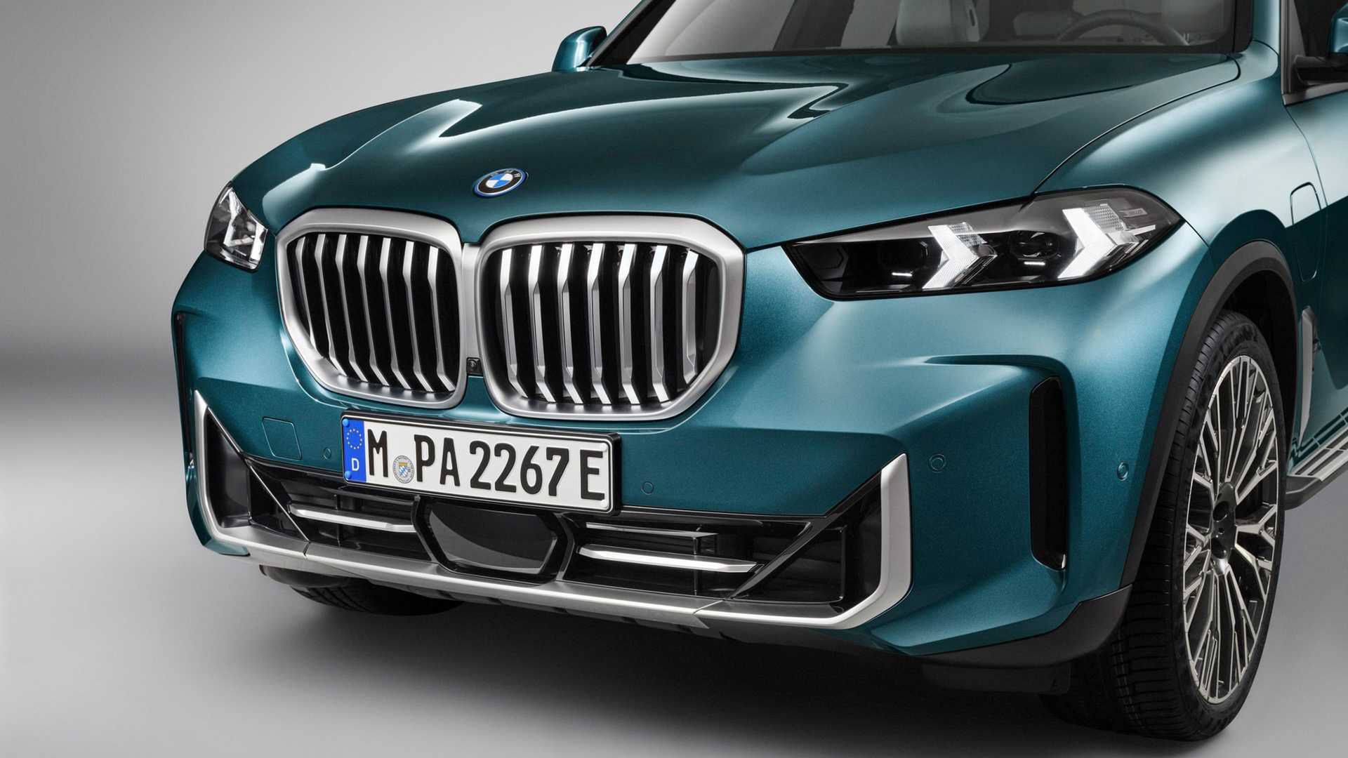 BMW X5 (2023)