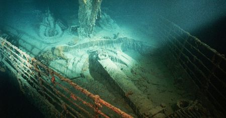 Zeszli na dno oceanu. Uderzające zdjęcia. Oto co się stało z Titaniciem