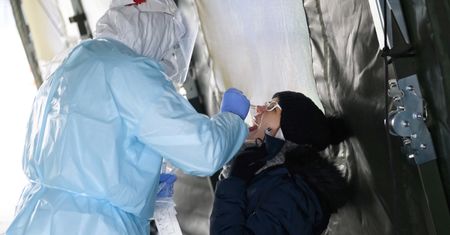 Koronawirus w Warszawie. Wzrost zakażeń i zgonów w mazowieckim [10.03.2021]