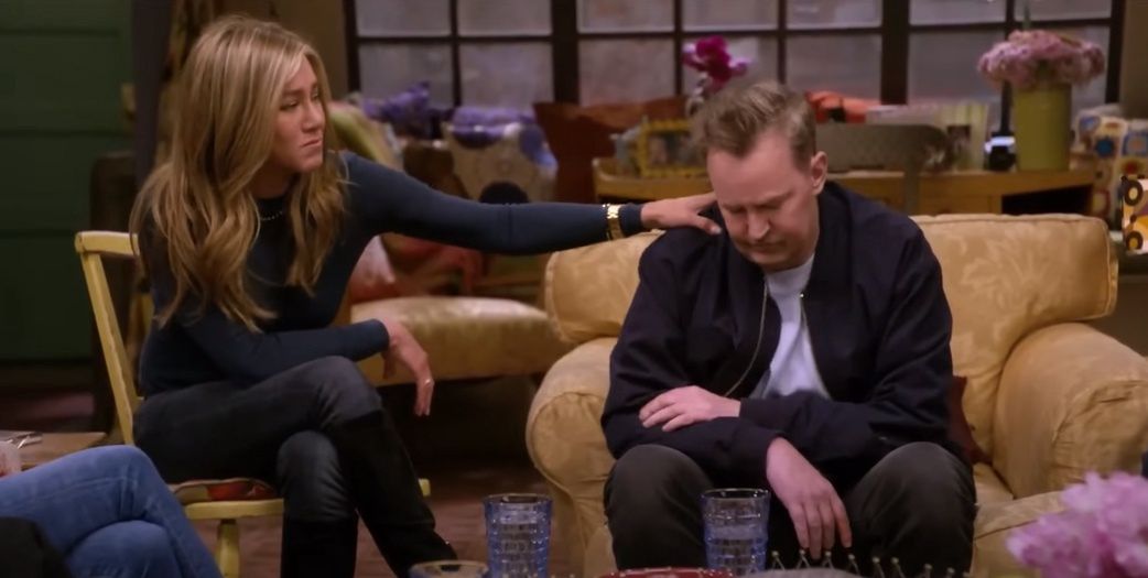Matthew Perry na planie "Przyjaciele: Spotkanie po latach"