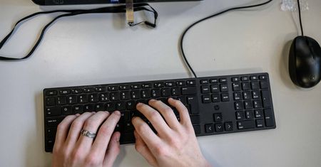 Jak zapewnić nowoczesne kadry w firmach?