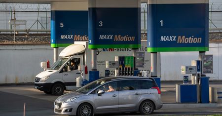 Czesi też wprowadzą limit cen na stacjach. Tyle będzie kosztować paliwo