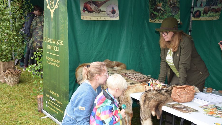 Impreza odbywa się przy GOK-u w Kłodawie.