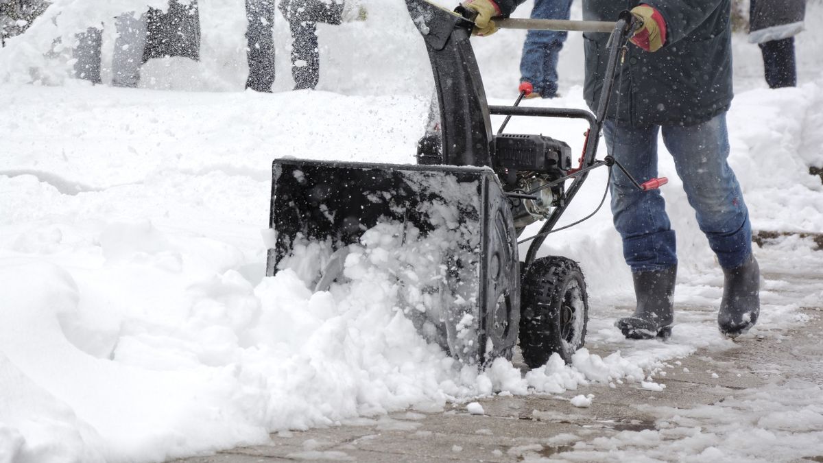 Stawki za odśnieżanie ręczne i mechaniczne