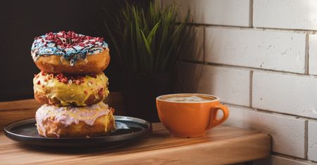 Tłusty czwartek – pomysły na pączki z twistem