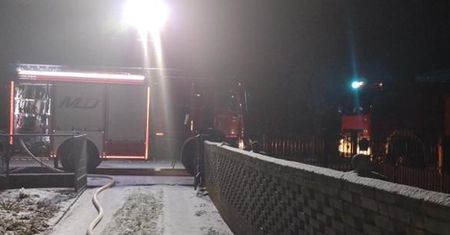 Pożar dachu i sadzy w budynku jednorodzinnym w Ostrowcu Św.